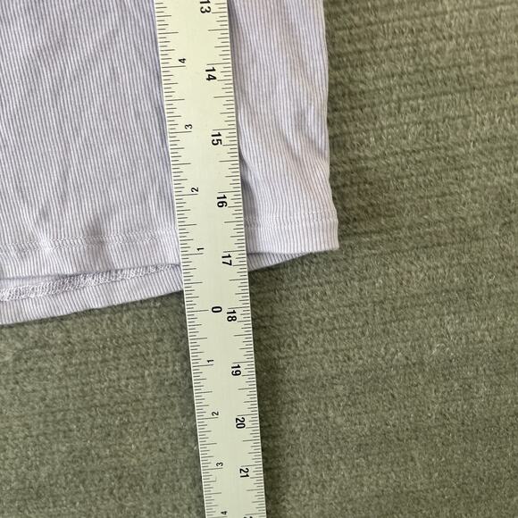 Aritzia Sunday Best Tank Top Women L Lilac Crop Ribbed Classic Capsule Minimal - Picture 3 of 6